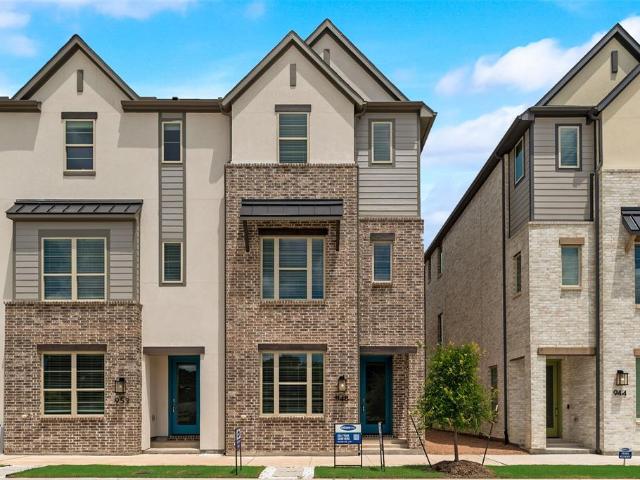 Townhouse for sale in Plano