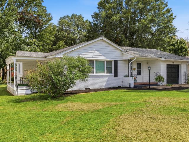 House for sale in Mayfield, Kentucky