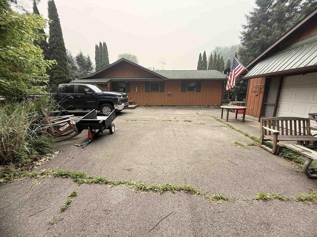 House for sale in Au Gres, Michigan