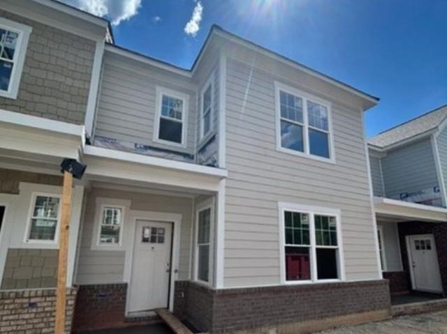 Townhouse for sale in Virginia