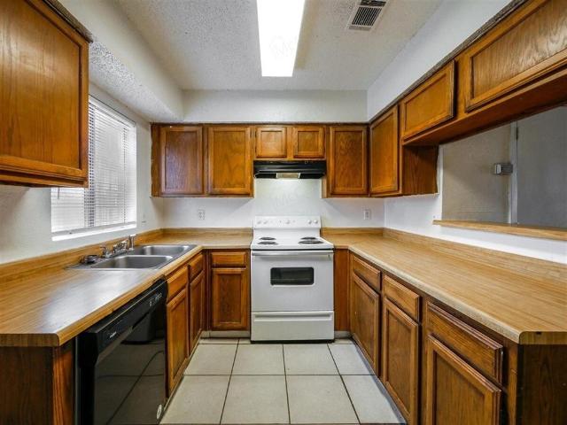 Townhouse for sale in Dallas