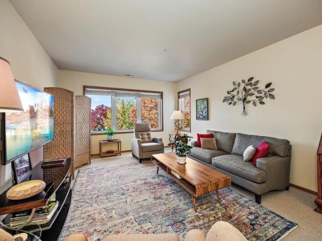 Condo for sale in Ashland Condo for sale in Ashland