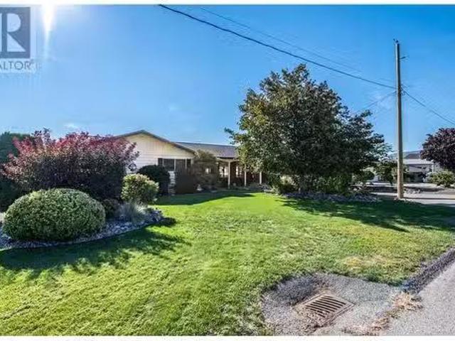 House for sale in Oliver, British Columbia