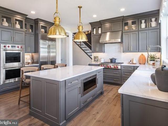 Townhouse for sale in Chester, Pennsylvania