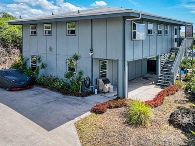 House for sale in Naalehu, Hawaii