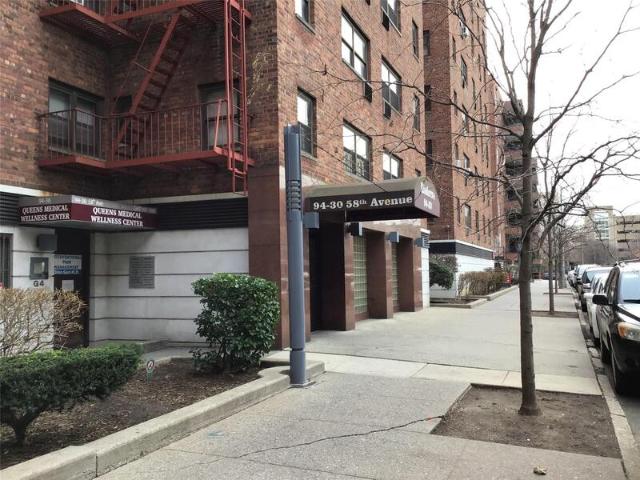 Apartment for rent in Elmhurst