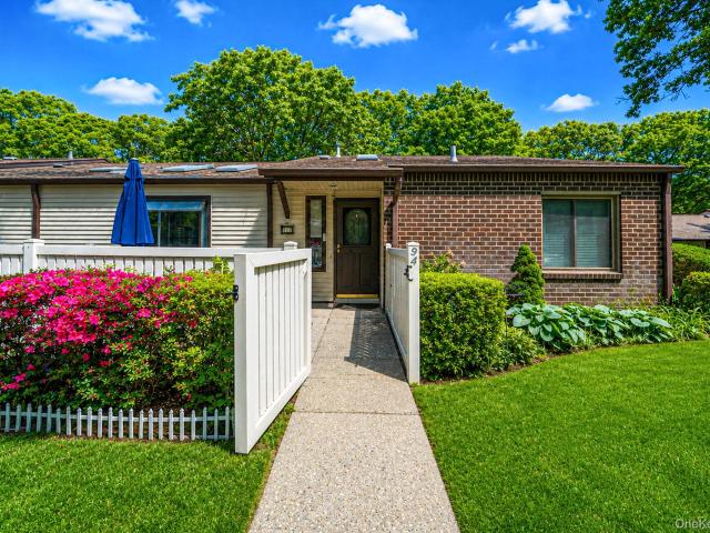 Condo for sale in Centereach, New York