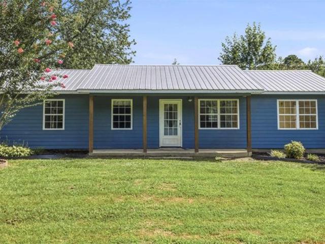 House for sale in Henagar, Alabama