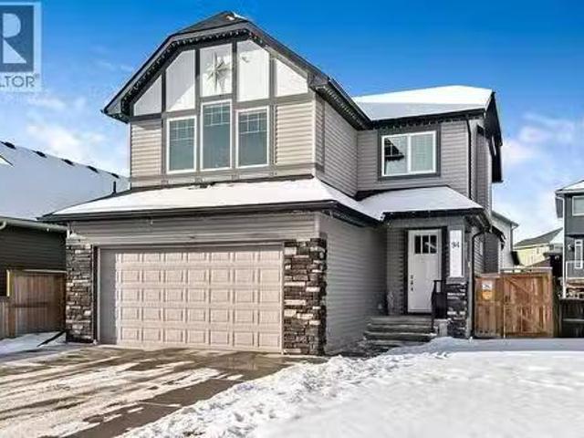 House for sale in Okotoks, Alberta