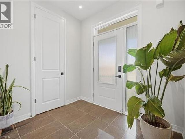 House for sale in Oakville, Golden Horseshoe
