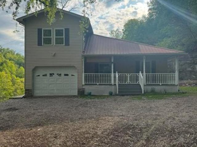 House for sale in Isom, Letcher County