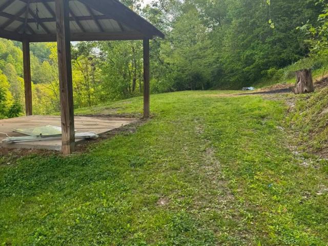 House for sale in Tillie, Letcher County