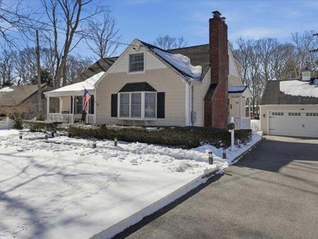 House for sale in Bohemia, New York