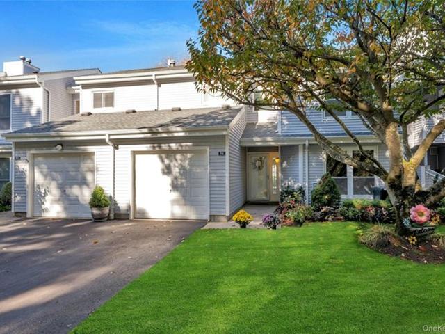 Condo for sale in Centereach, New York