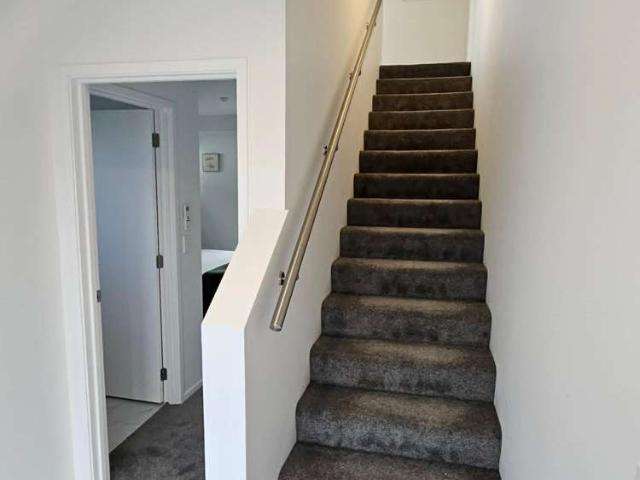 Townhouse for rent in Heathcote, Canterbury