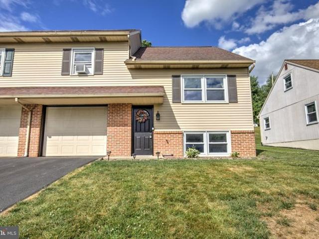 Townhouse for sale in Ephrata, Pennsylvania