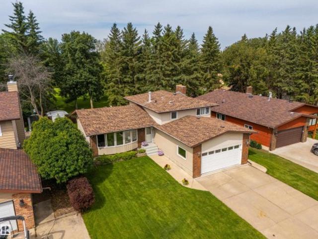 House for sale in Spruce Grove, Alberta