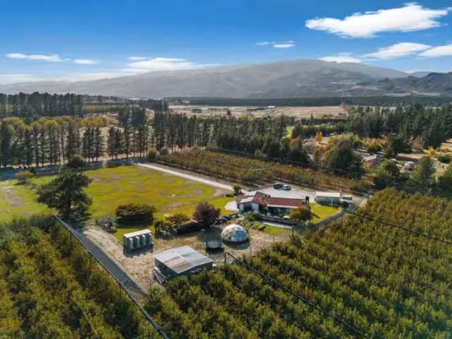 House for sale in Otakou