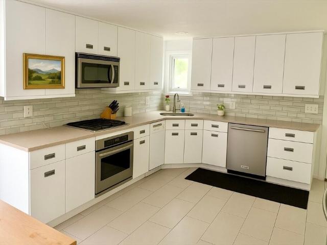 House for rent in Wellesley