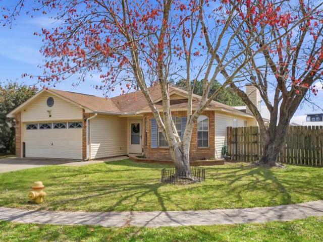 House for sale in Mary Esther, Florida