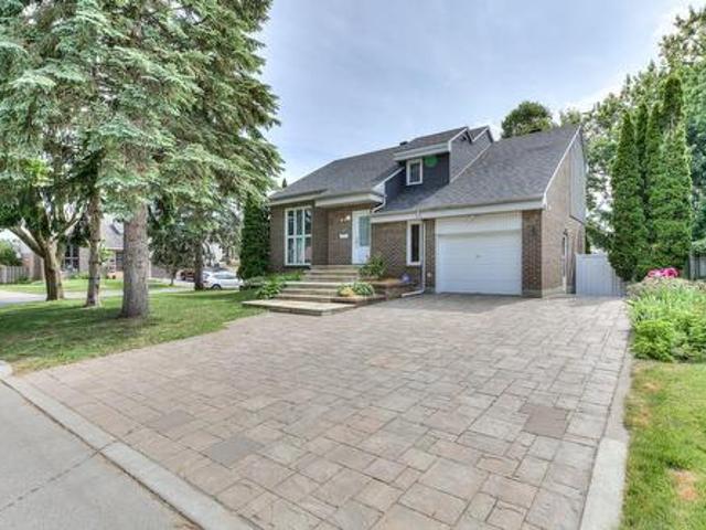 House for sale in Kirkland