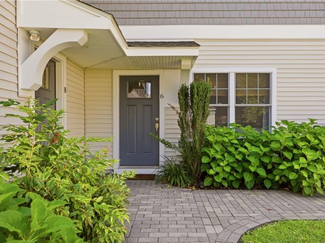 Condo for sale in Portsmouth, Rhode Island