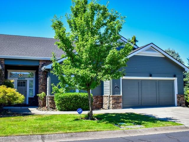 Condo for sale in Oregonia