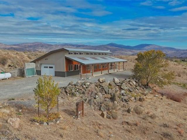House for sale in Omak, Okanogan County