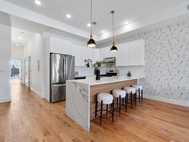 Condo for sale in Hudson, New Jersey
