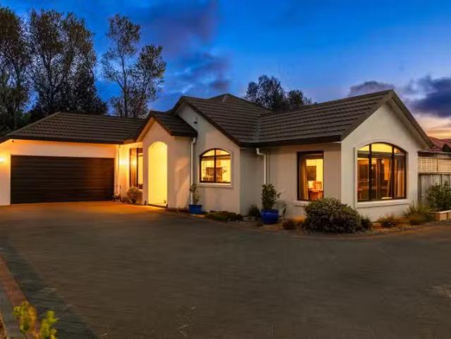 House for rent in Waikanae Beach, Wellington