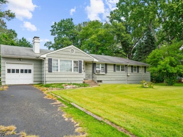 House for sale in Green Knoll, Bridgewater Township