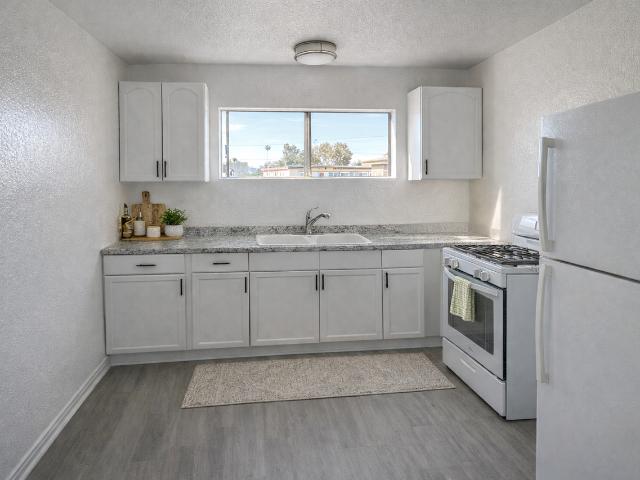 Apartment for rent in Canoga Park, California