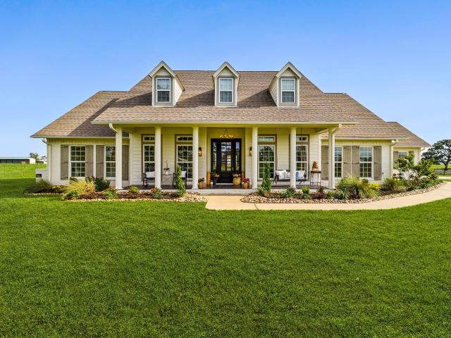 Farm for sale in Midway, Texas
