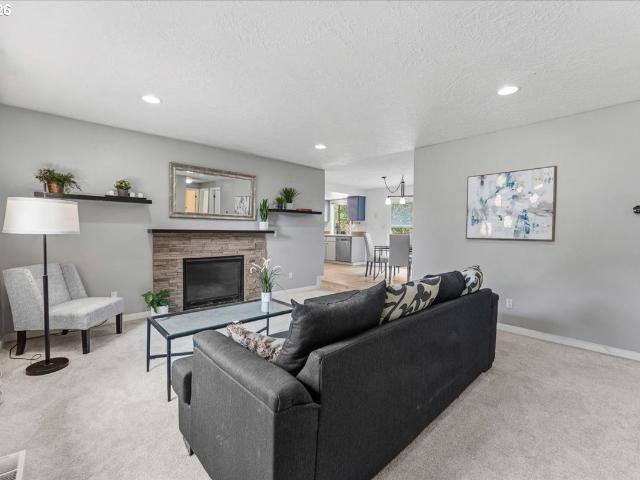 House for sale in Tualatin, Washington County