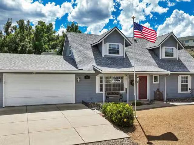 House for sale in Prescott Valley