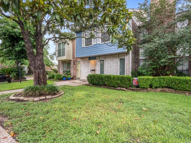 Townhouse for sale in Houston
