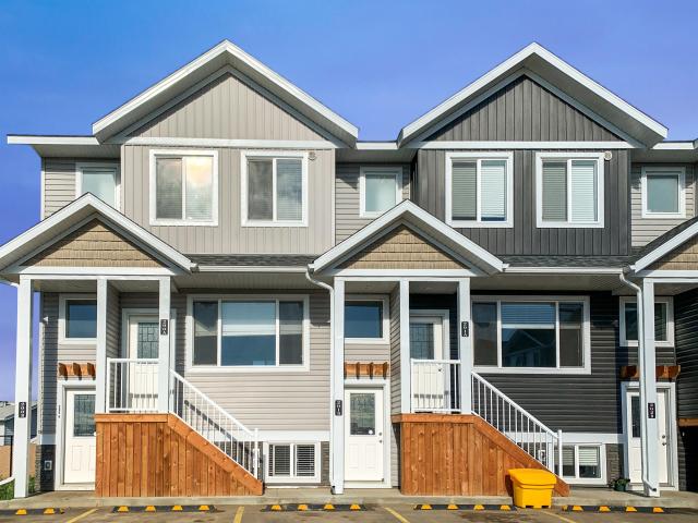 House for rent in Woking, Alberta