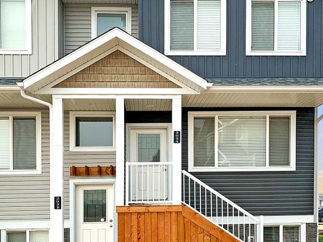 House for rent in Woking, Alberta