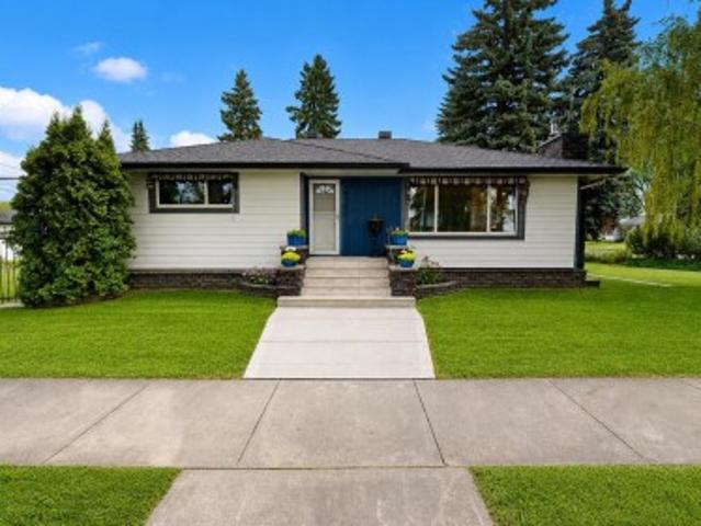 House for sale in Wedgewood, Alberta