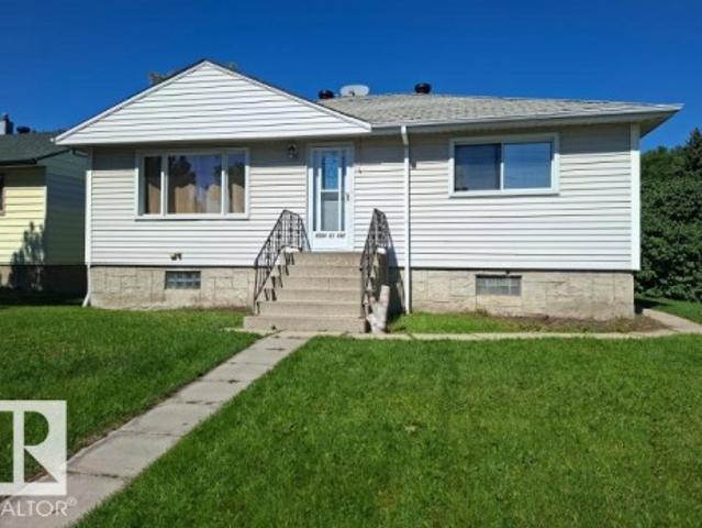 House for sale in Wedgewood, Alberta