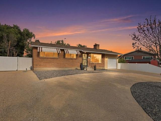 House for sale in Sandy, Utah