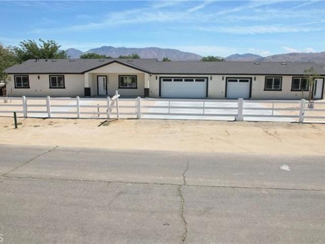 House for sale in Littlerock, California