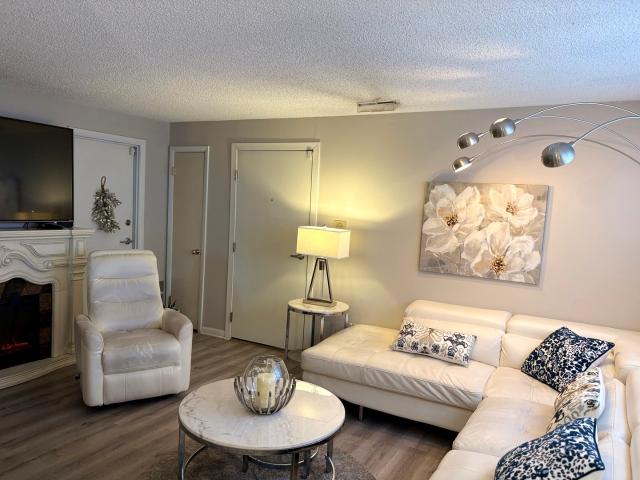 Condo for sale in Schiller Park, Illinois