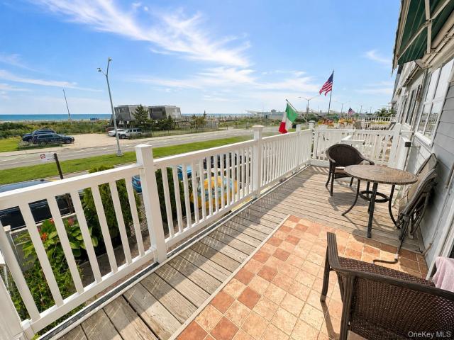 House for sale in Queens, Arverne