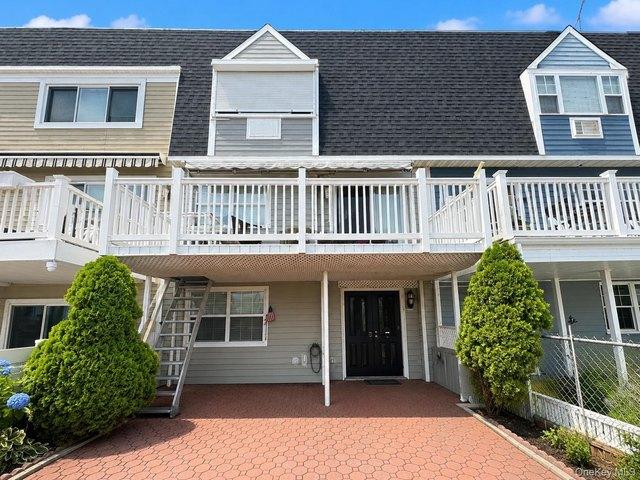 House for sale in Queens, Arverne