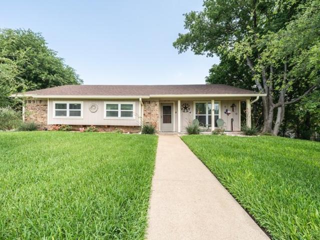 House for sale in Woodway, Texas