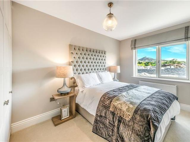Detached House for sale in Enniskerry, North Tipperary