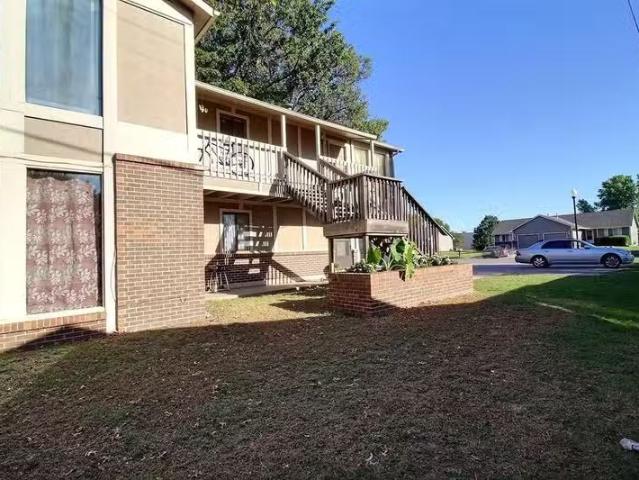 Condo for rent in Haysville Condo for rent in Haysville