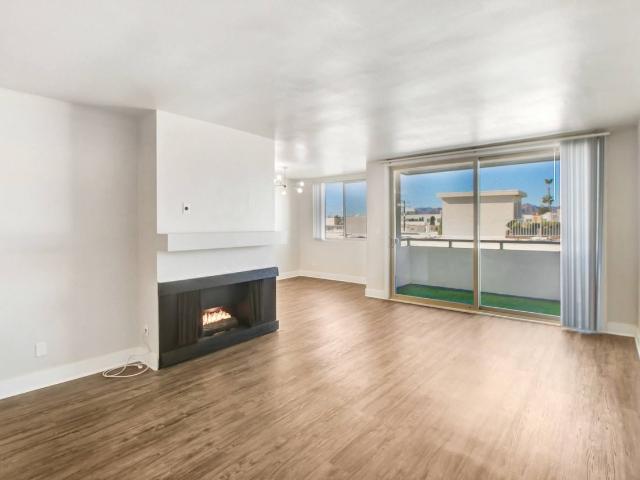 Apartment for rent in Santa Monica, California