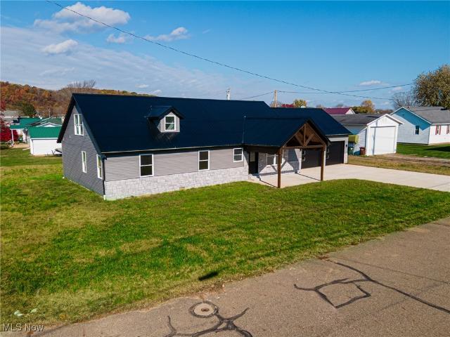House for sale in Newcomerstown, Ohio